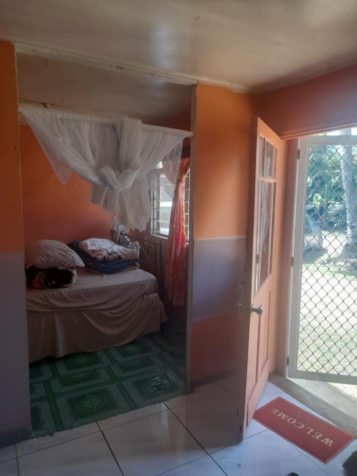 Kapeta Cabin Nuku'alofa Ngoại thất bức ảnh