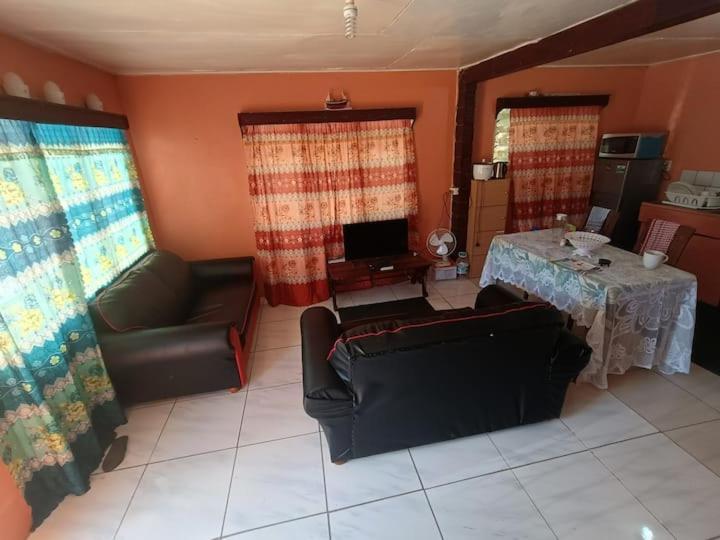 Kapeta Cabin Nuku'alofa Ngoại thất bức ảnh