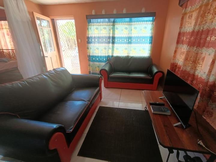 Kapeta Cabin Nuku'alofa Ngoại thất bức ảnh