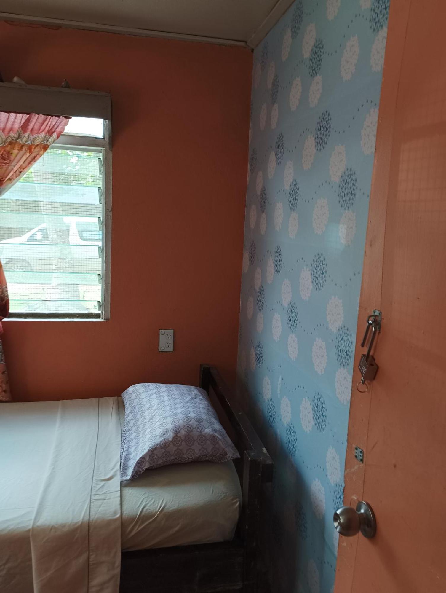 Kapeta Cabin Nuku'alofa Ngoại thất bức ảnh